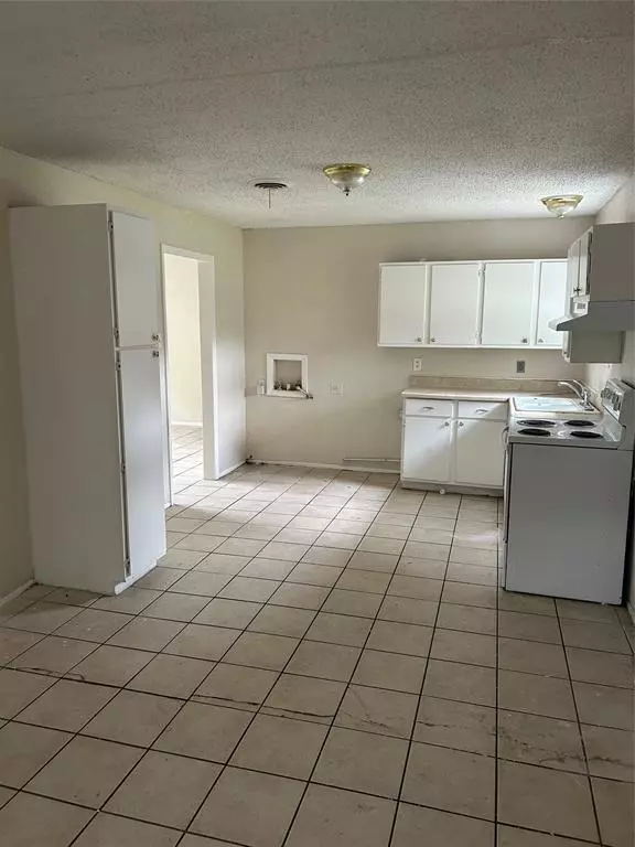 Dallas, TX 75243,8346 Campanella Drive