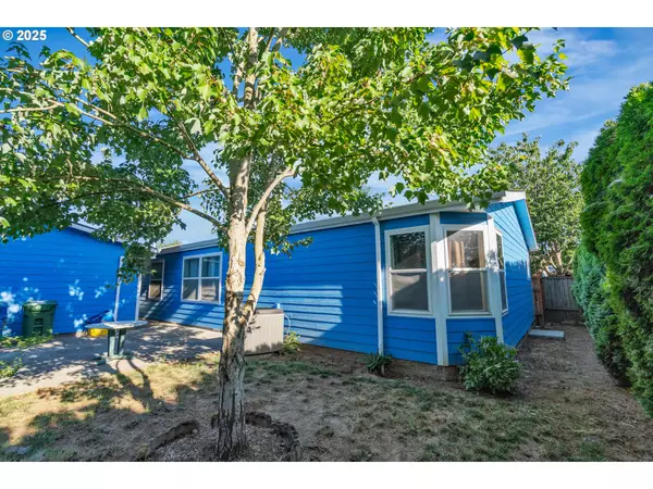 Woodburn, OR 97071,845 FESCUE AVE #35