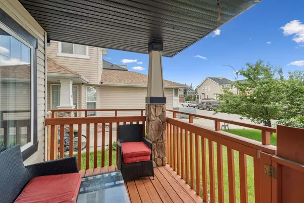 Calgary, AB T3G 5N7,14 Royal Birch TER NW