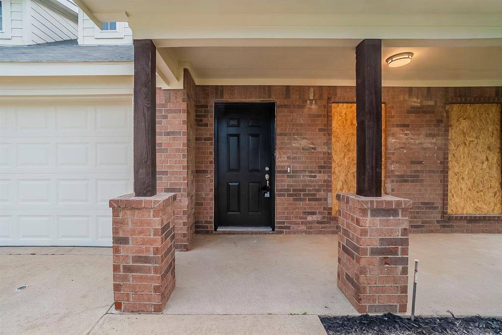Fort Worth, TX 76140,10437 Manhassett Drive