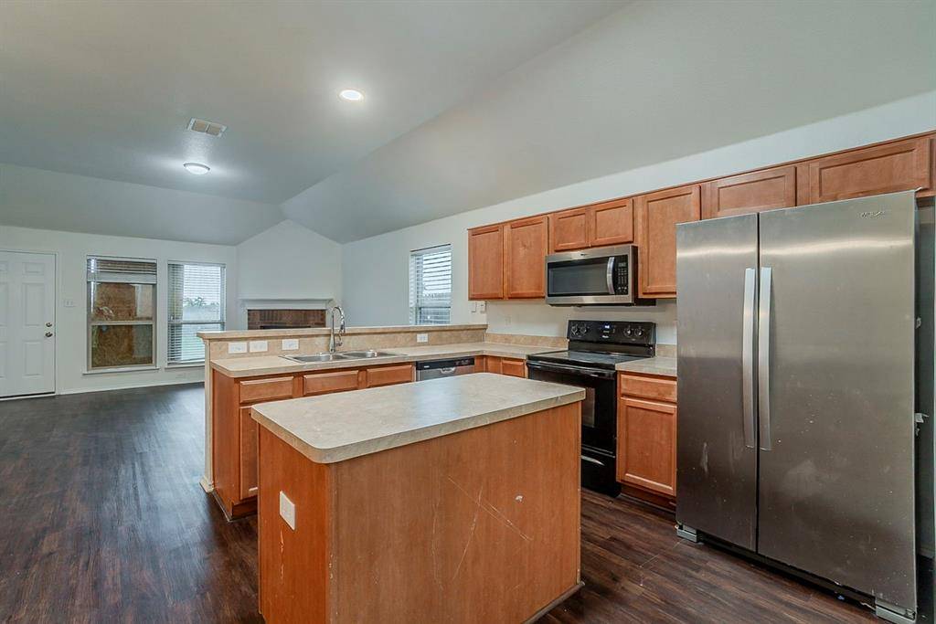 Fort Worth, TX 76140,10437 Manhassett Drive