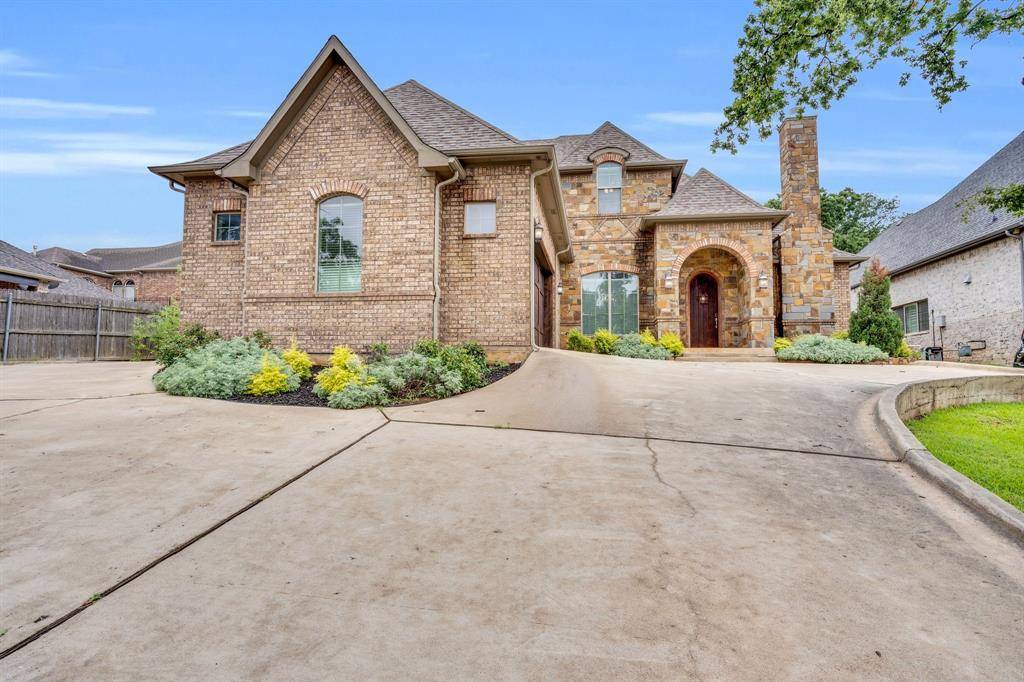 North Richland Hills, TX 76182,6801 Woodland Hills Drive
