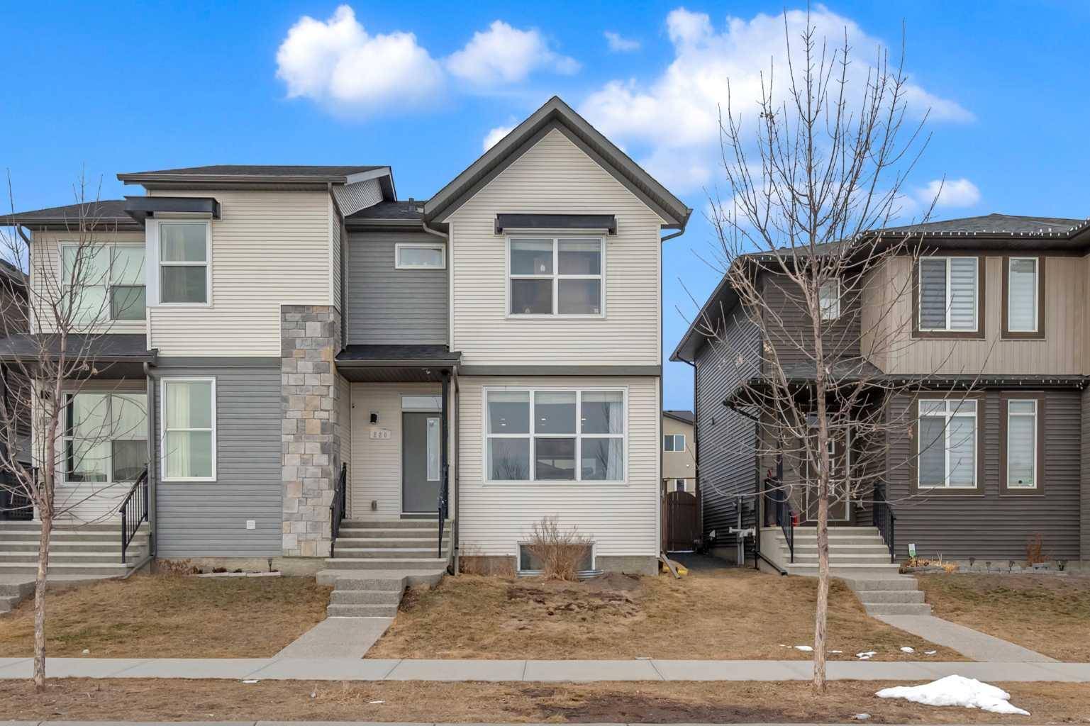 Calgary, AB T3J 0V9,220 Savanna RD Northeast