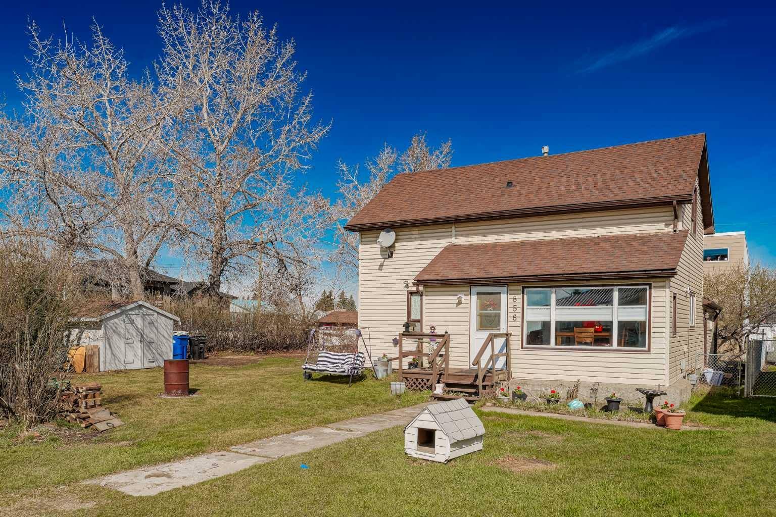 Carstairs, AB T0M 0N0,856 Osler ST