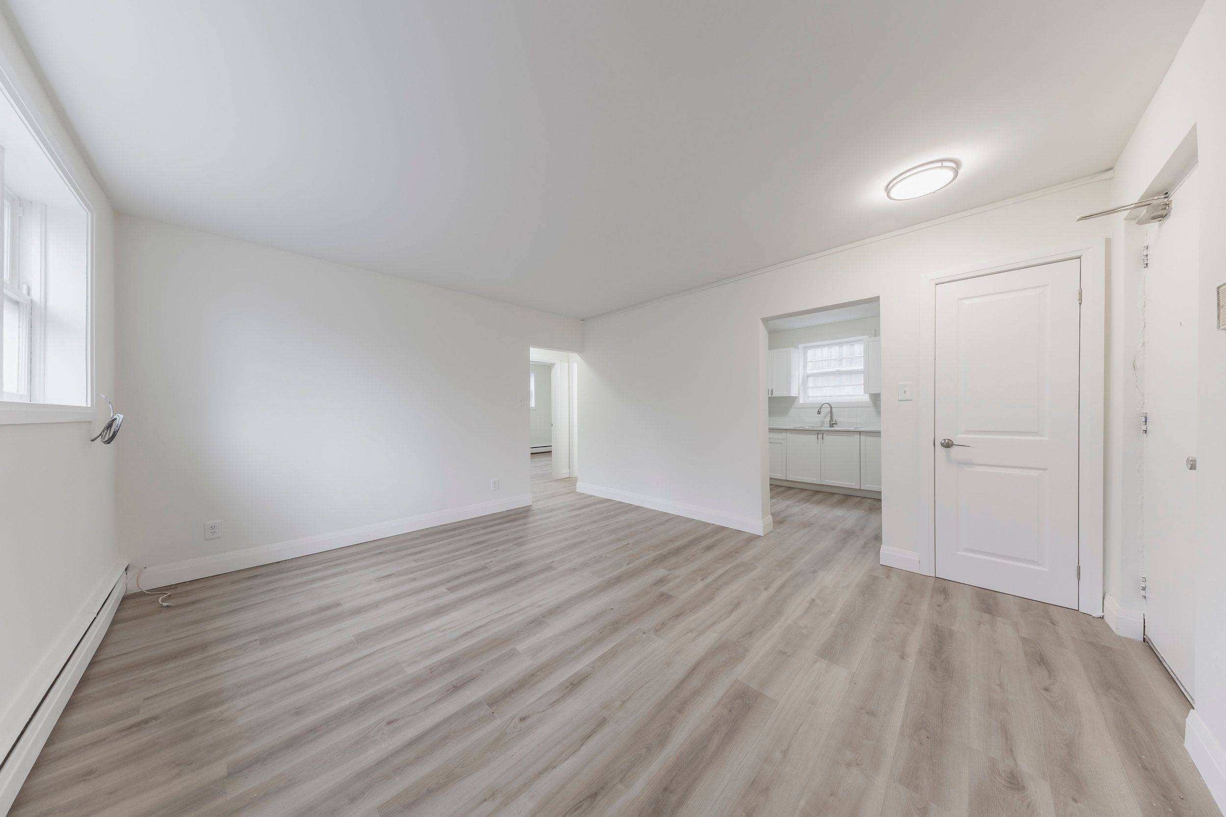 Oshawa, ON L1J 2M6,383 Buena Vista AVE #6