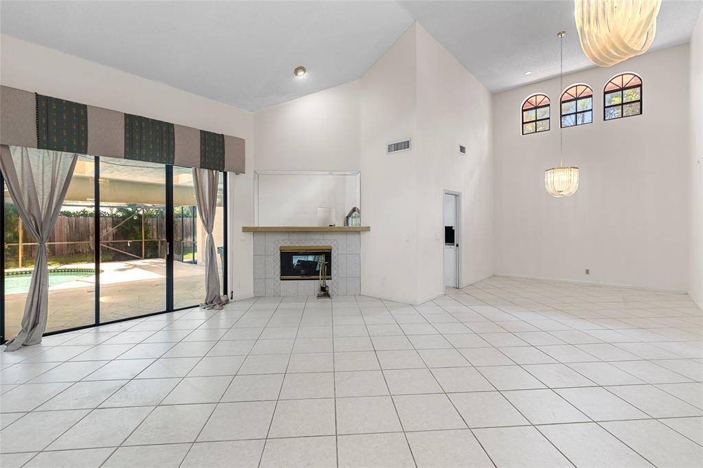 Boca Raton, FL 33434,2765 NW 29th Dr