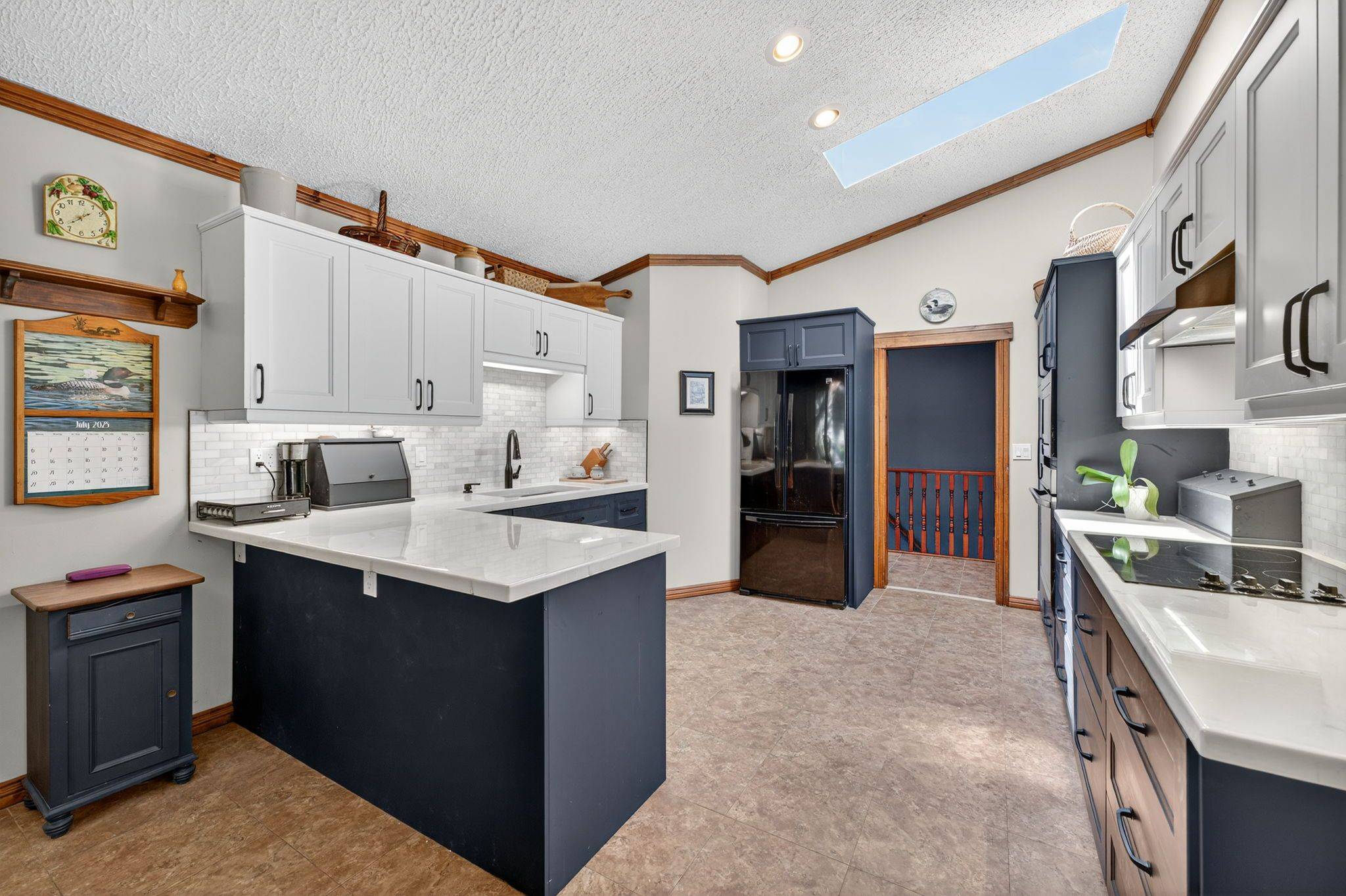 Oro-medonte, ON L0K 1N0,16 Valleyview DR