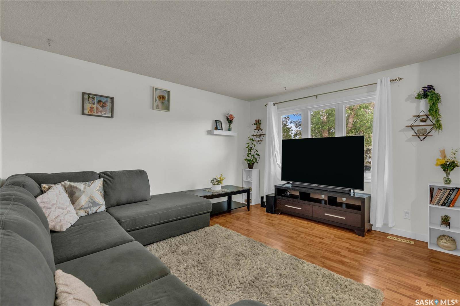 Regina, SK S4R 5L7,114 FORSYTH CRESCENT
