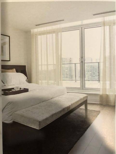 Mississauga, ON L5B 0G9,349 Rathburn RD W #1819