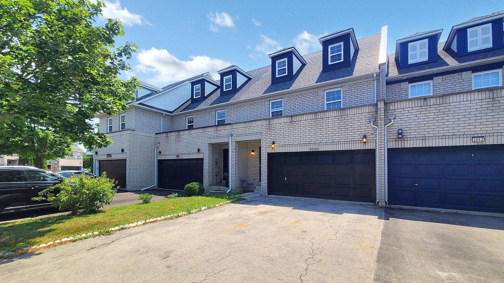 Oakville, ON L6M 3R7,2050 WHITE DOVE CIR