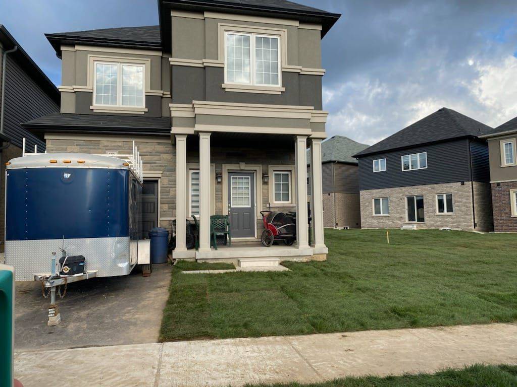 12 Poole ST, Brant, ON N3T 5L8