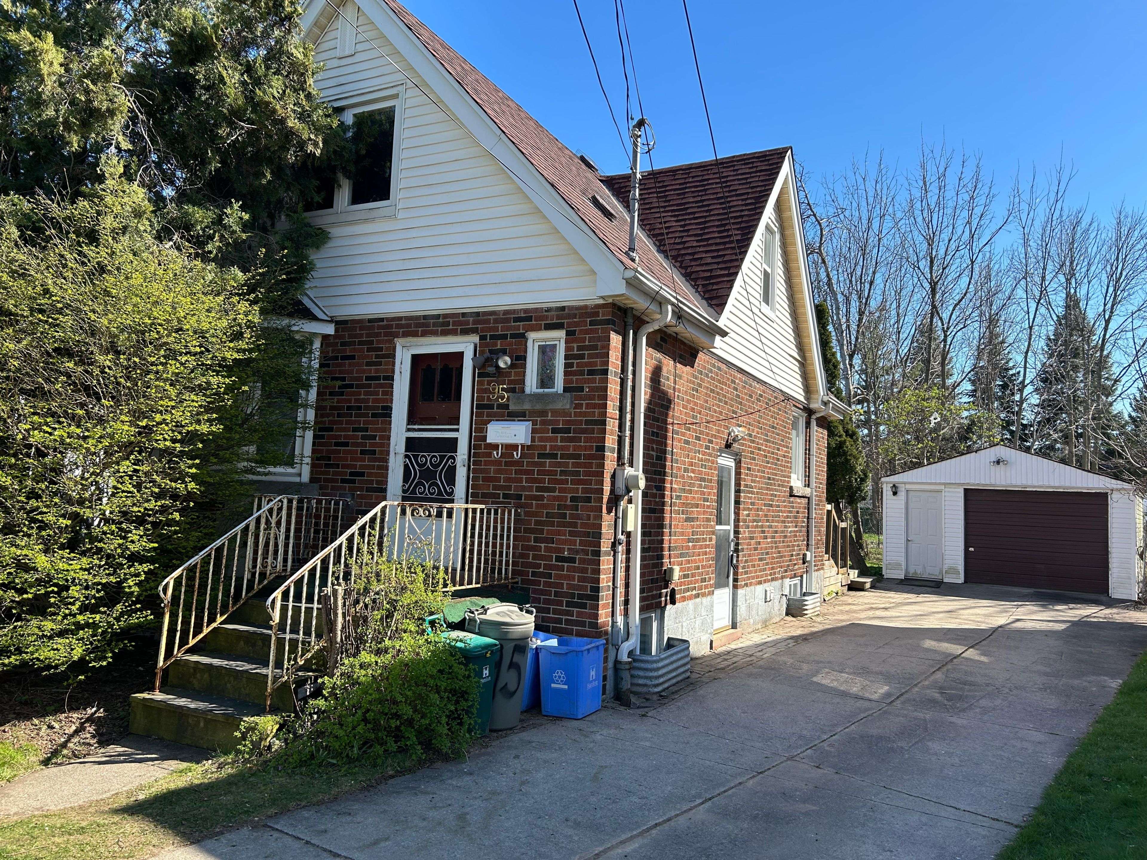 Hamilton, ON L8S 2L3,95 Glenmount AVE