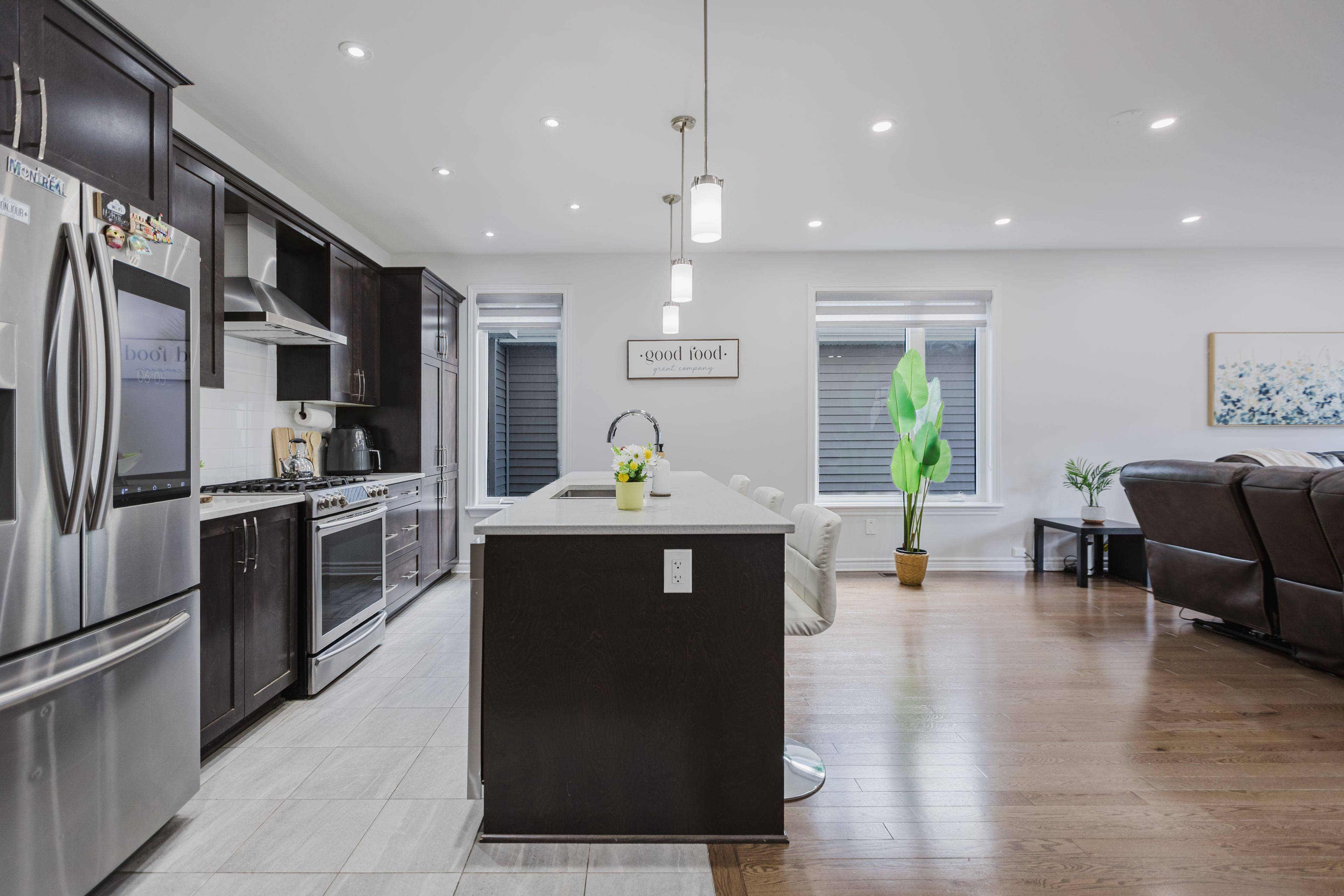 Kanata, ON K2V 0B3,80 Palfrey WAY