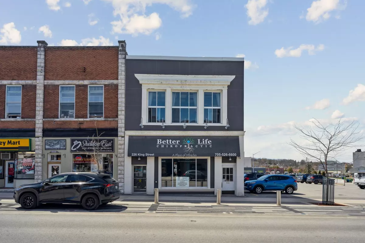Midland, ON L4R 3M2,226 King ST