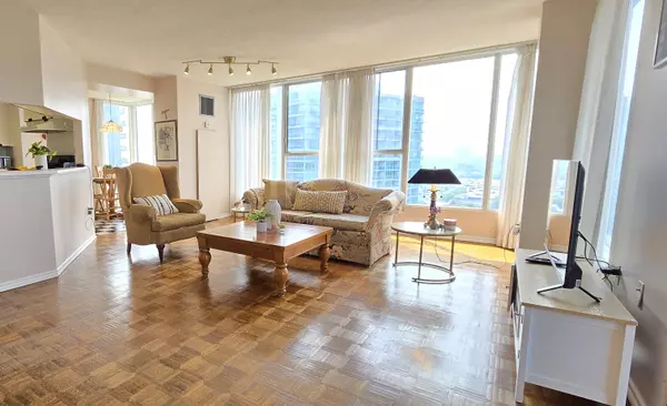 Mississauga, ON L5J 4R4,1271 Walden CIR #PH201