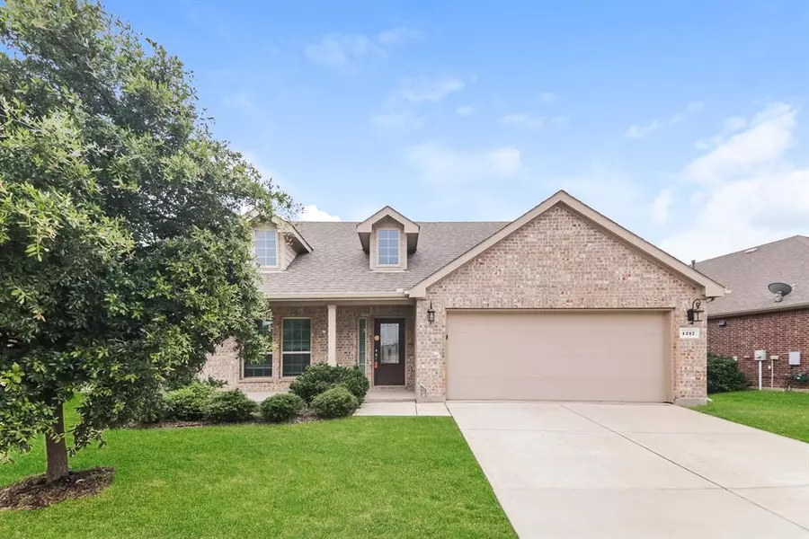 1217 Lake Worth Trail, Little Elm, TX 75068