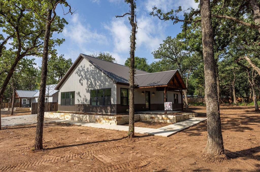 Whitney, TX 76692,201 Tall Timbers Trail