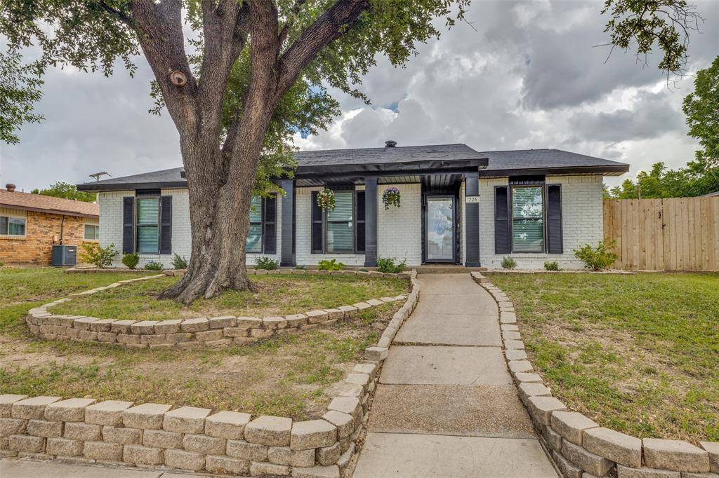 726 W Crossland Boulevard, Grand Prairie, TX 75052