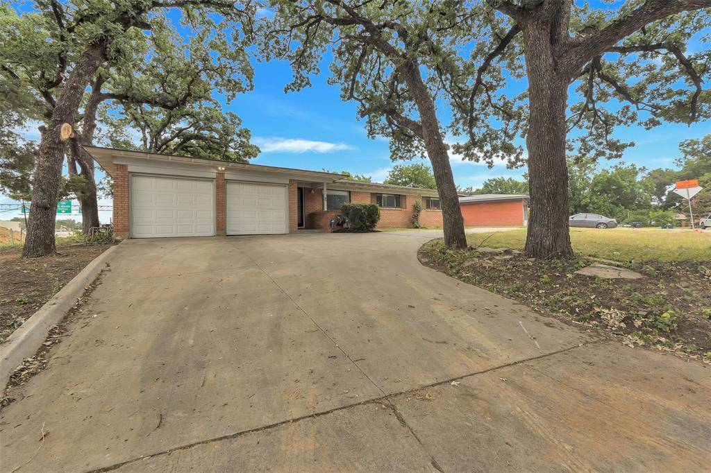 Fort Worth, TX 76112,6501 Callahan Court