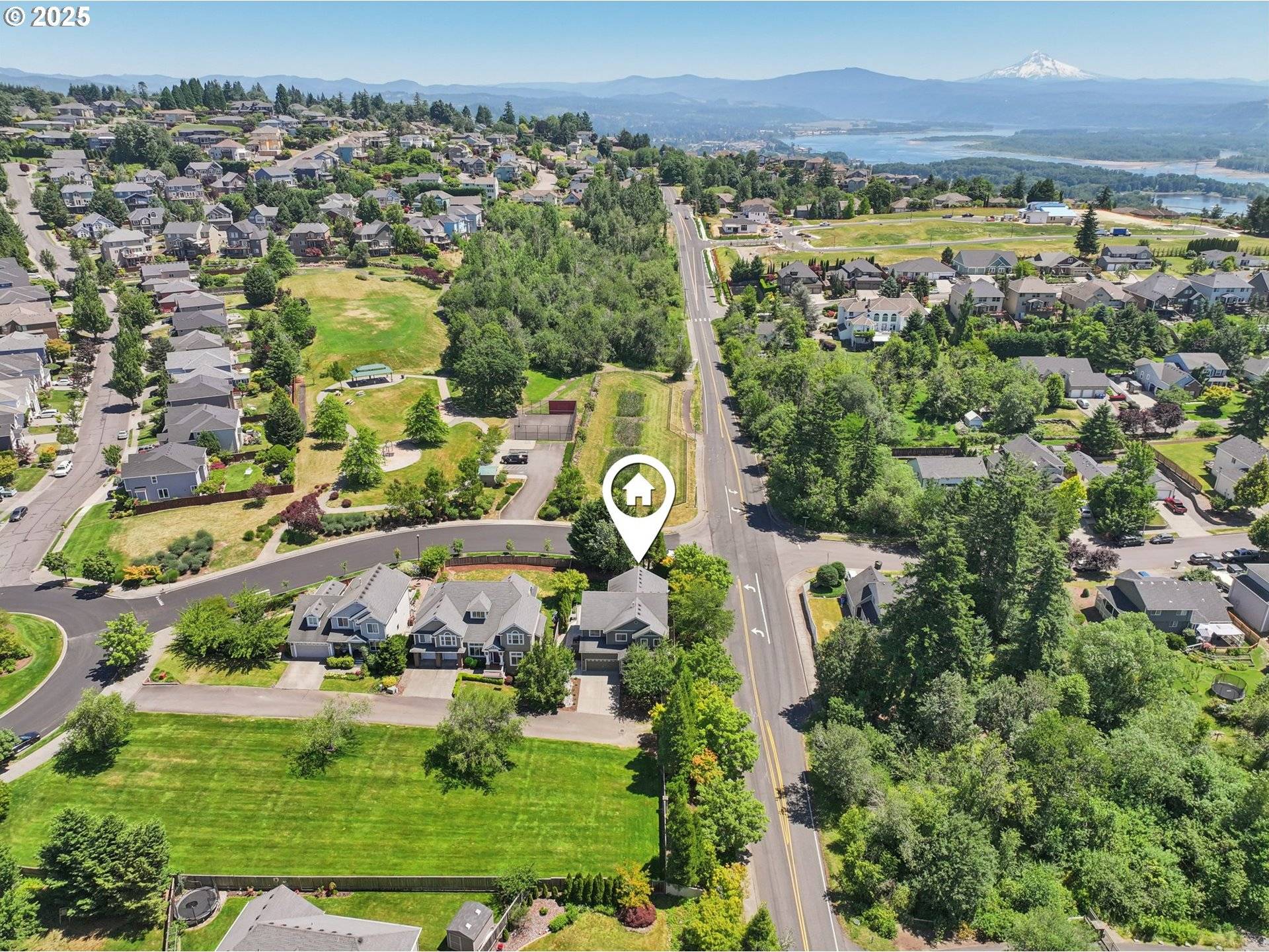 Camas, WA 98607,813 NW KLICKITAT ST