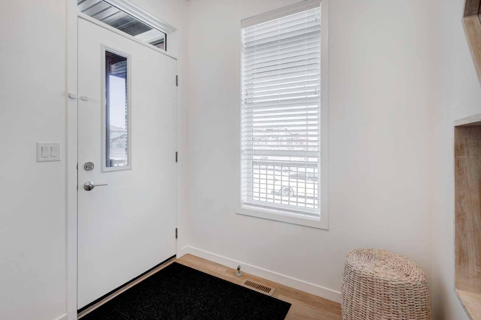 Calgary, AB t2X 4L1,10 Wolf Hollow WAY Southeast