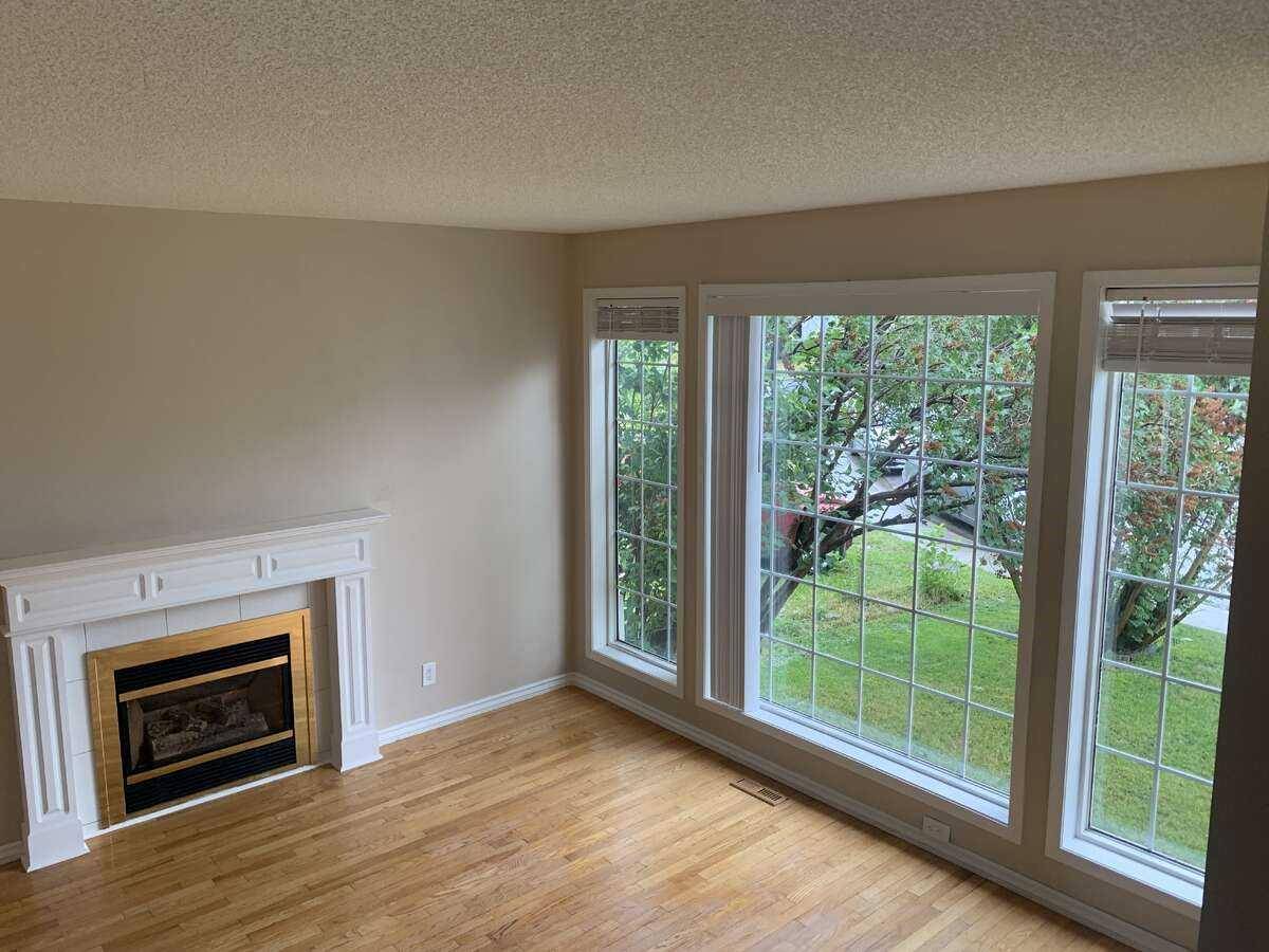 Calgary, AB T1Y 7B4,39 Anaheim CT Northeast