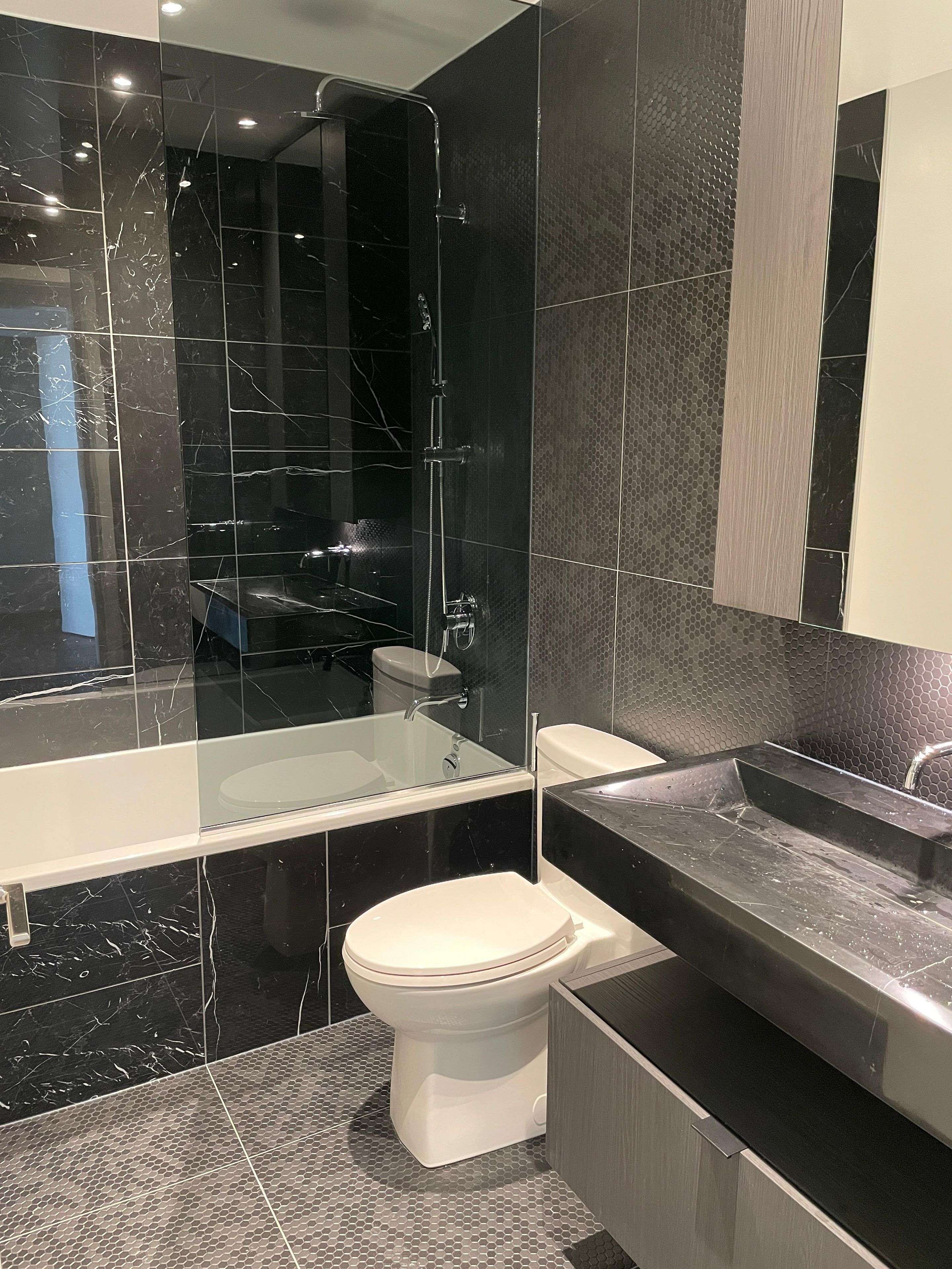 Toronto C02, ON M4W 0B7,11 Yorkville AVE #2708