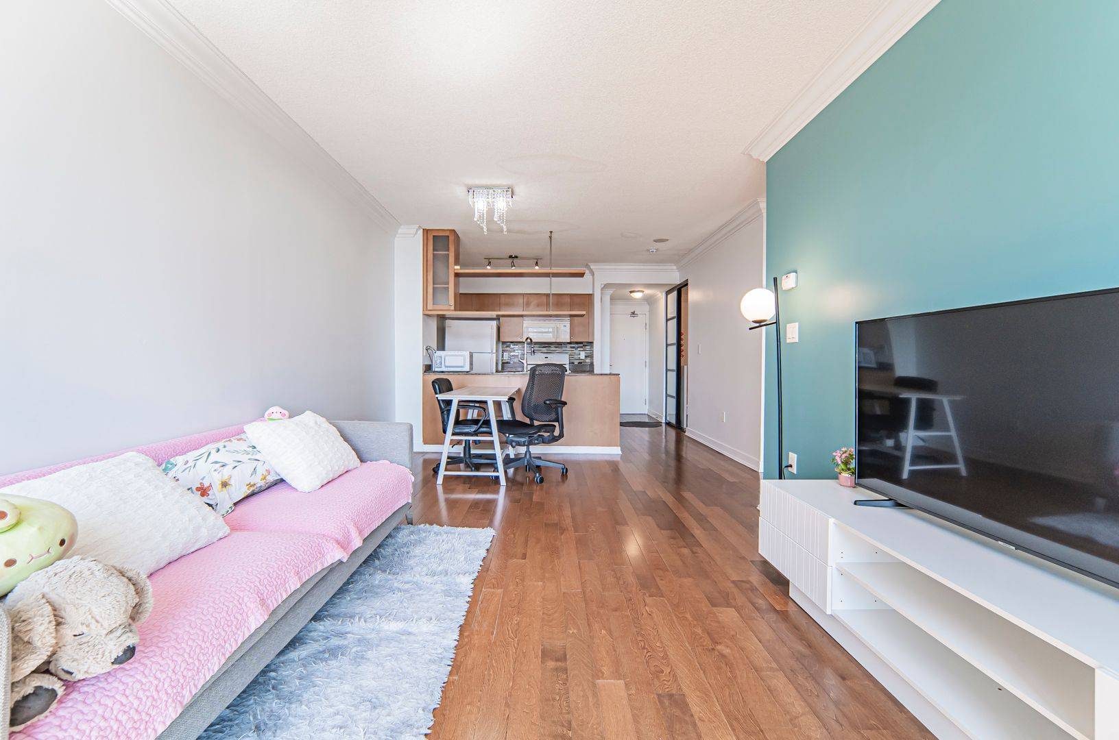 10 Navy Wharf CT #3501, Toronto C01, ON M5V 3V2