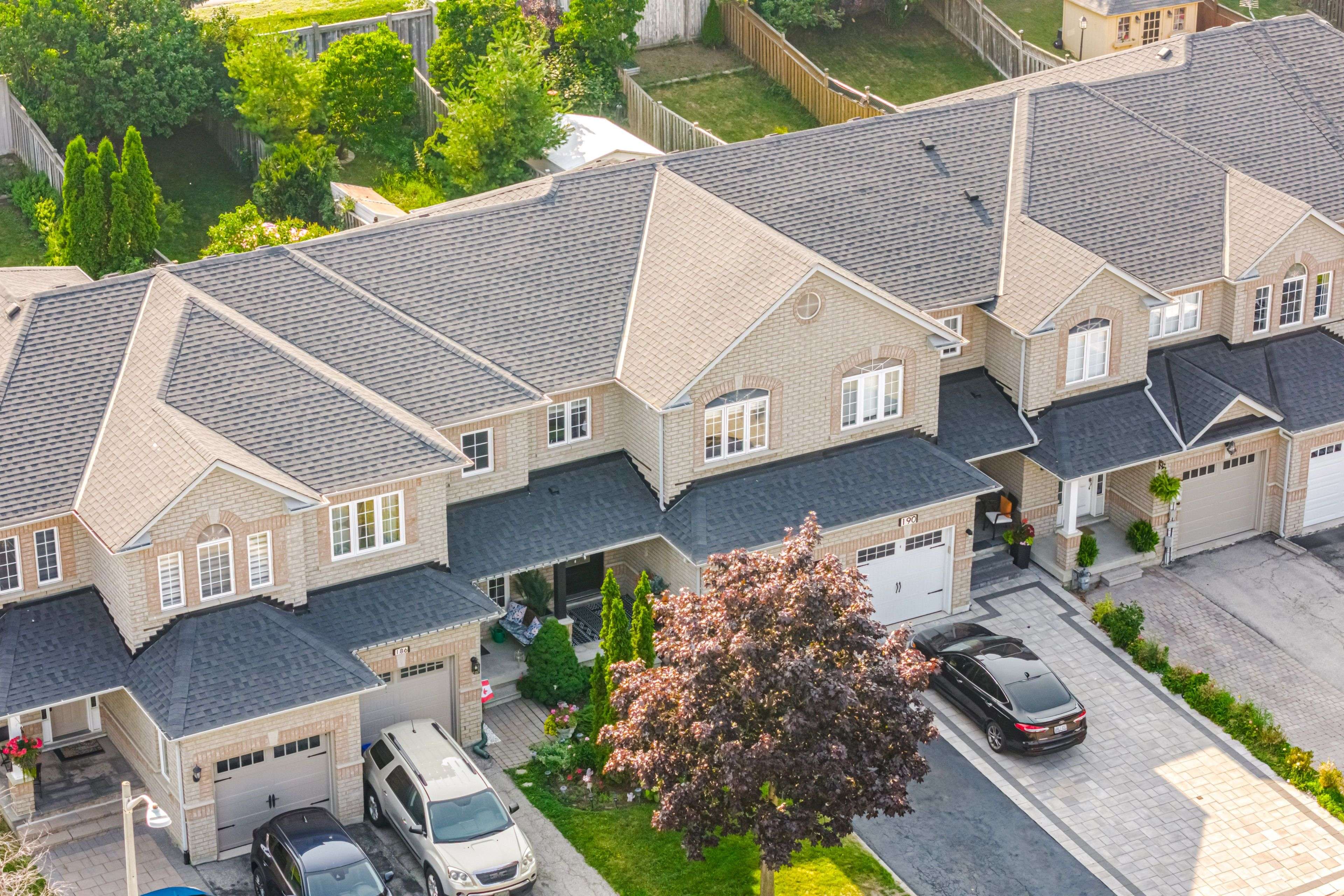Vaughan, ON L6A 3L3,188 Deepsprings CRES