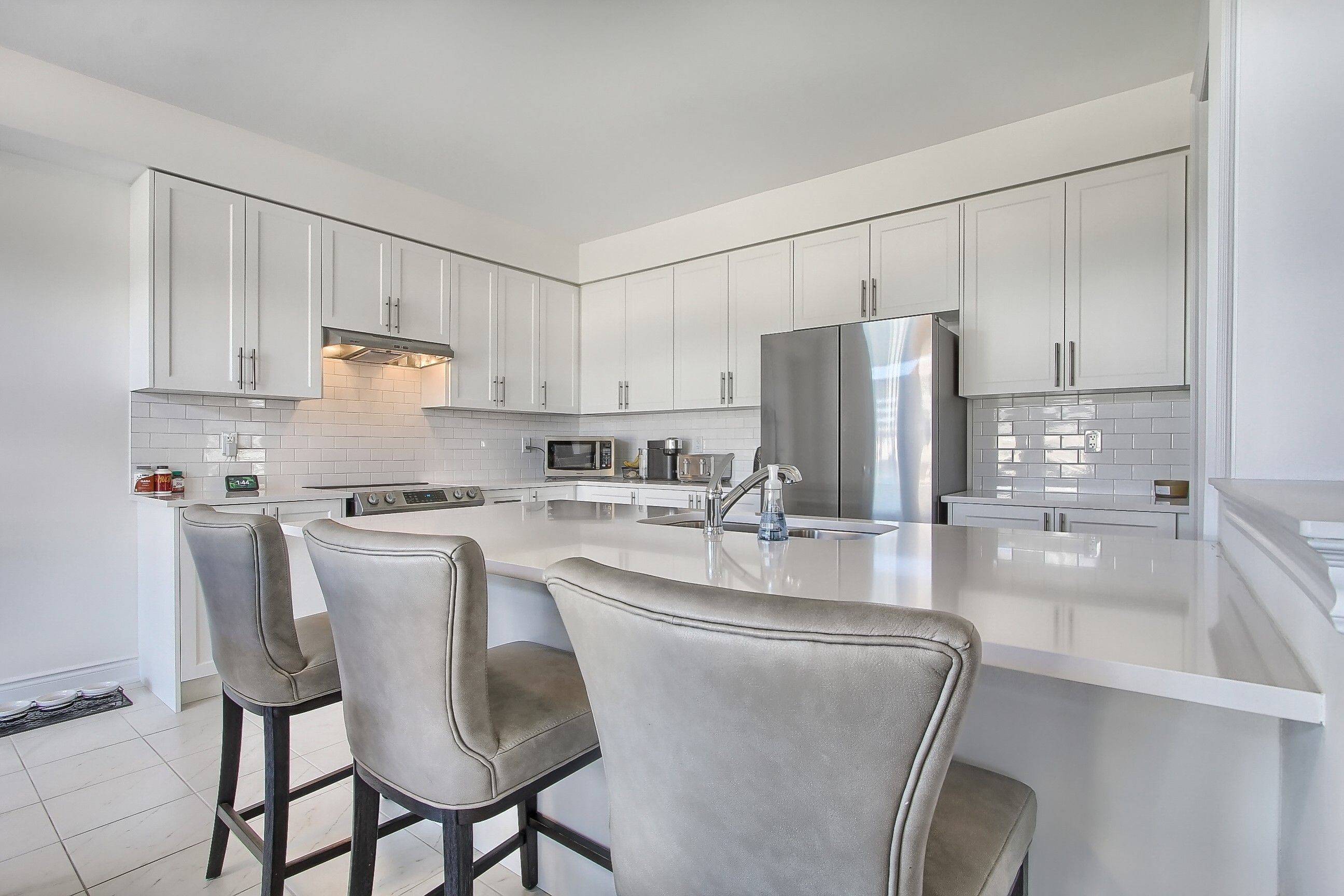 Innisfil, ON L9S 0P2,1362 Blackmore ST