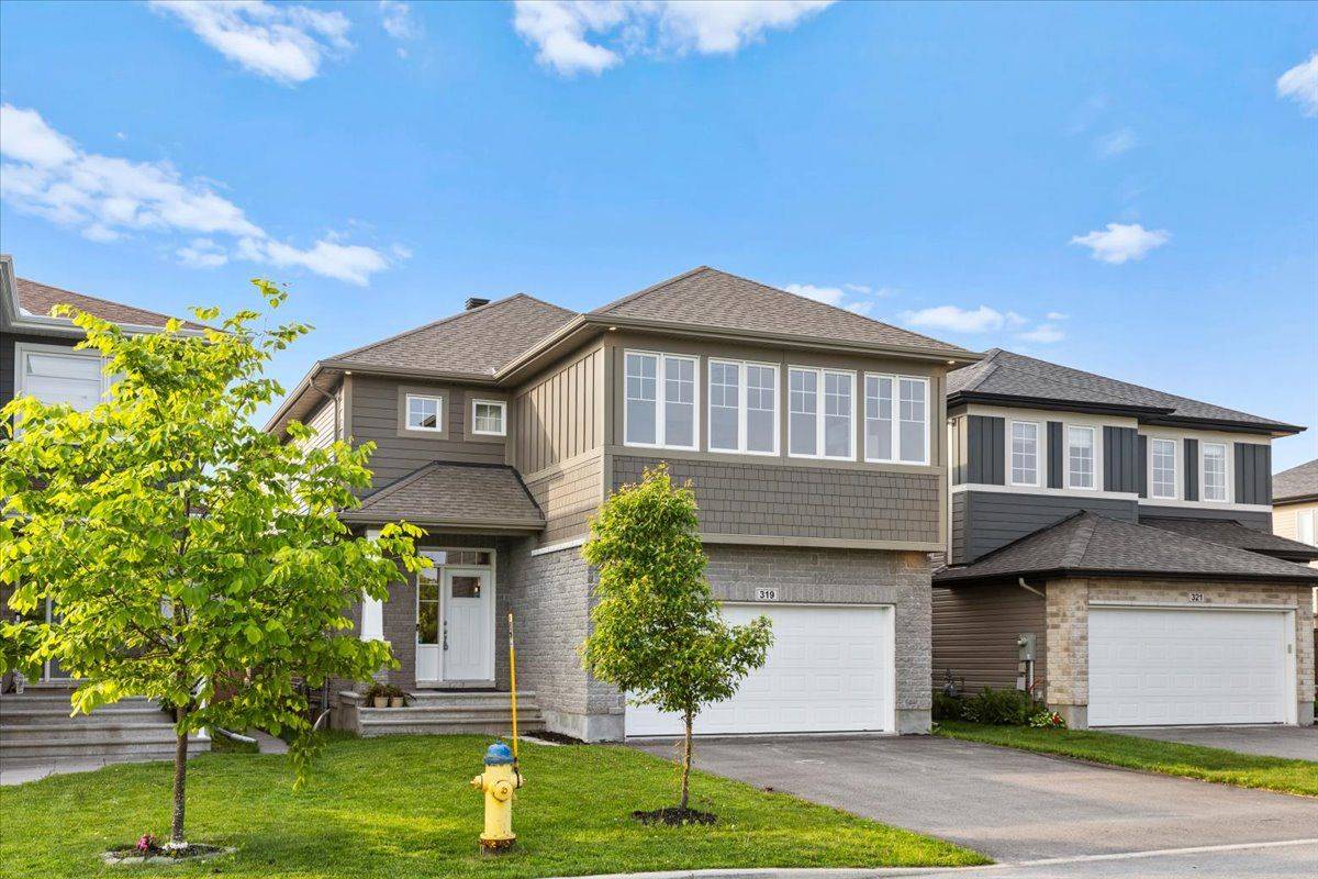 Kanata, ON K2V 0C6,319 Oxer PL