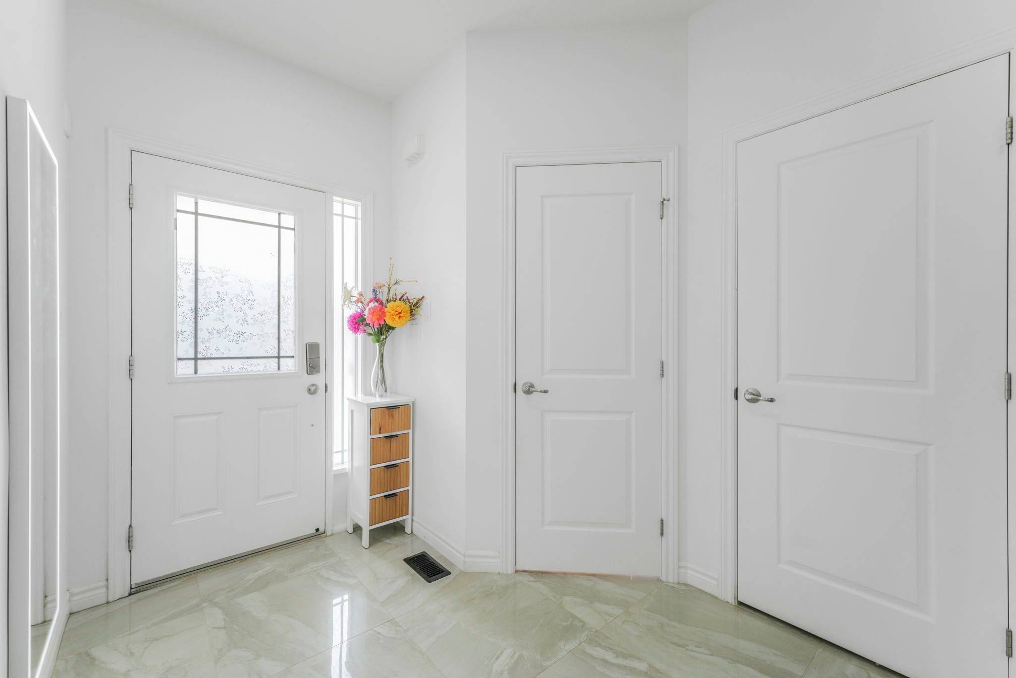 Brantford, ON L6M 3V7,30 Ladd AVE