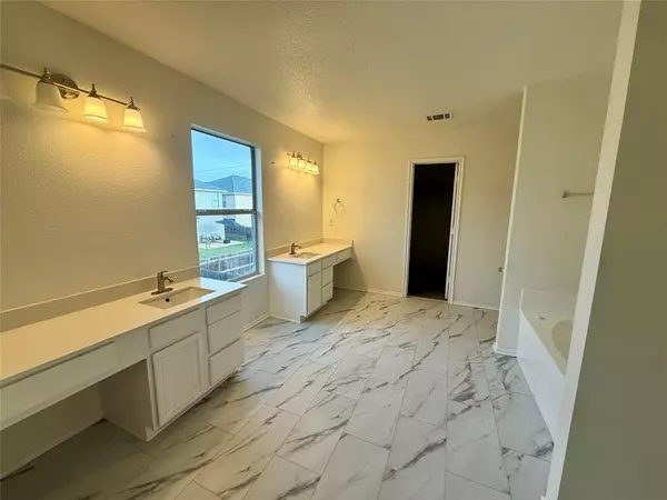 Venus, TX 76084,158 Jefferson Drive