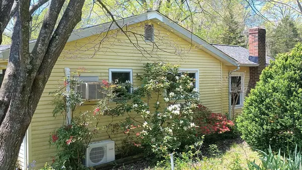 Shipman, VA 22971,983 Williamstown RD