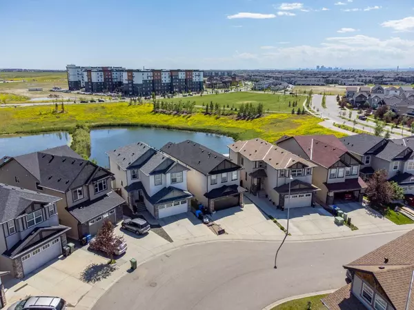 Calgary, AB T3N 0K4,119 Skyview Point RD Northeast