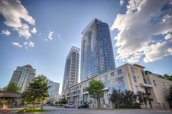 38 Lee Centre DR #3202, Toronto E09, ON M1H 3J7