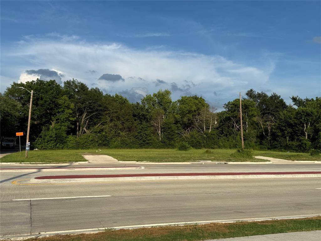 205 Fm 148, Terrell, TX 75160