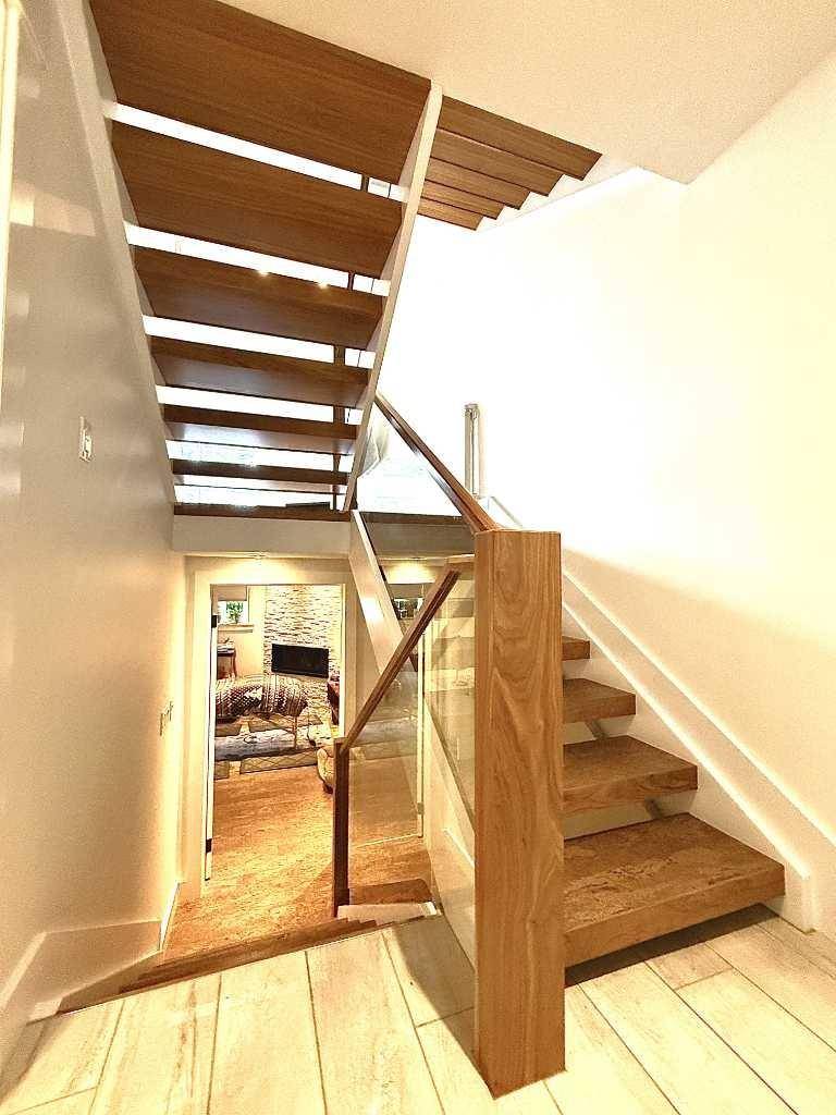 Calgary, AB T2V4N6,2225 Oakmoor DR SW #53