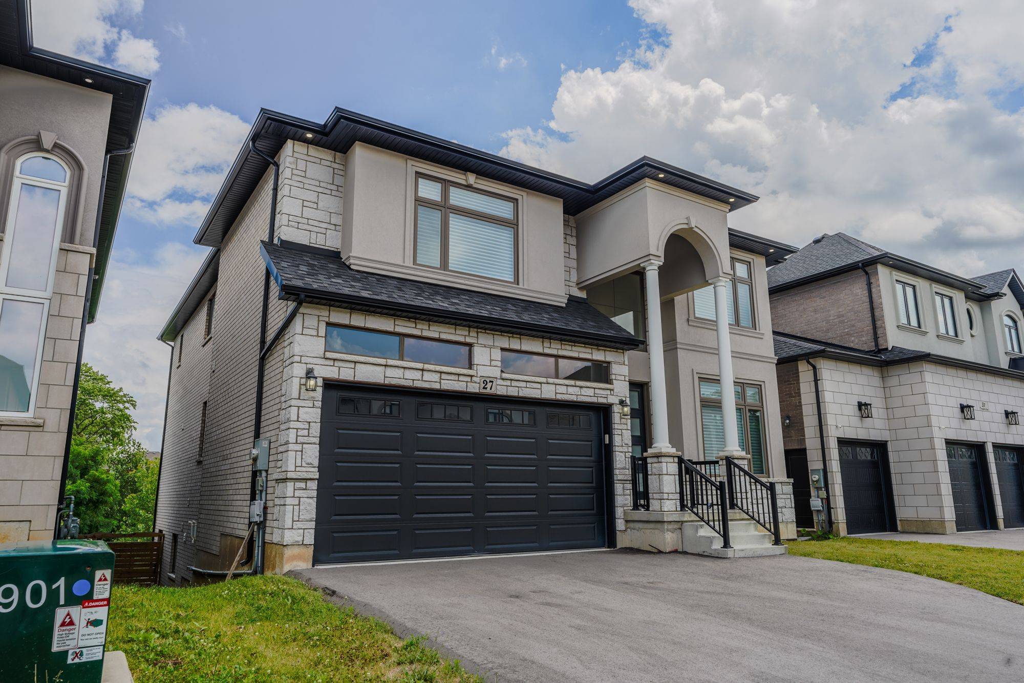 Hamilton, ON L9K 0K2,27 Deerfield LN