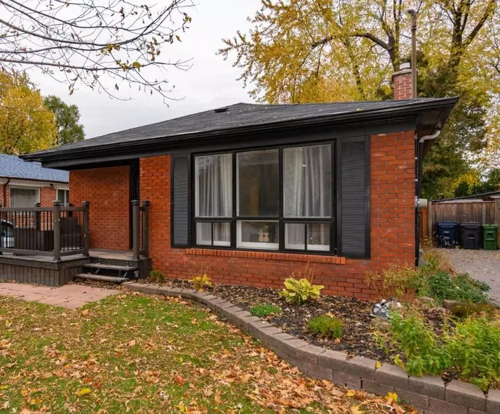 511 Kennedy RD, Toronto E04, ON M1K 2B1