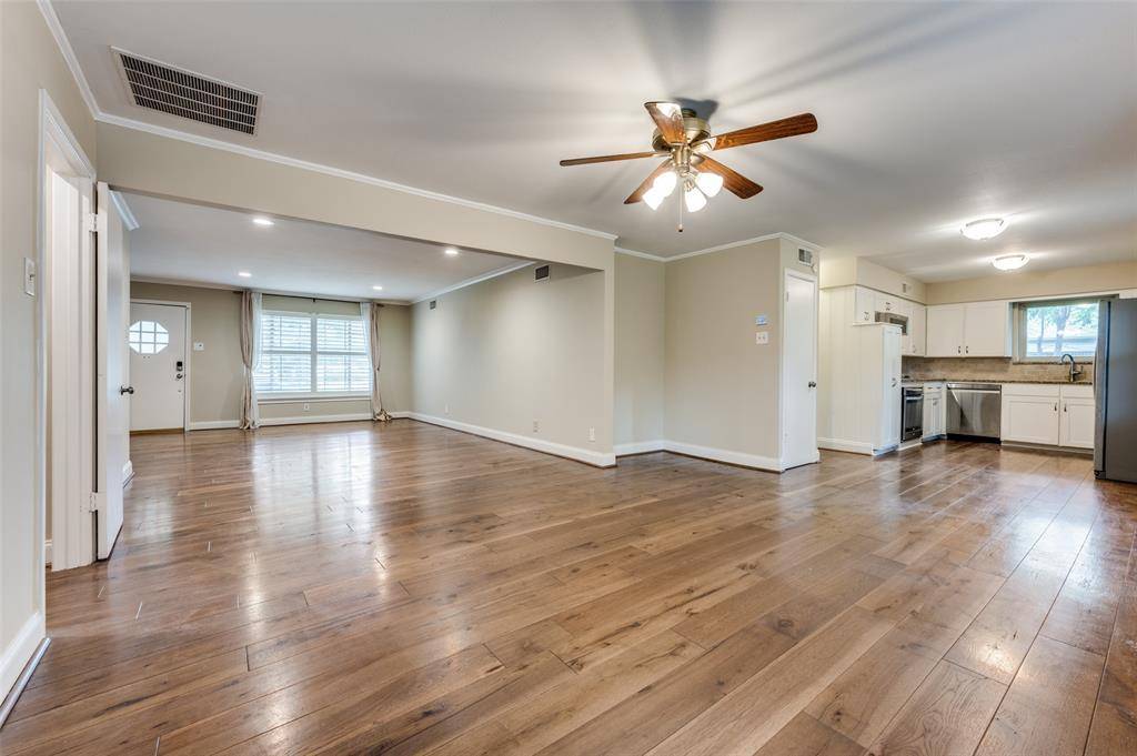 Dallas, TX 75229,3571 Waldorf Drive