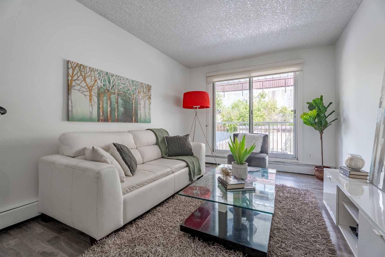 638 Meredith RD NE #104, Calgary, AB T2E 5A8