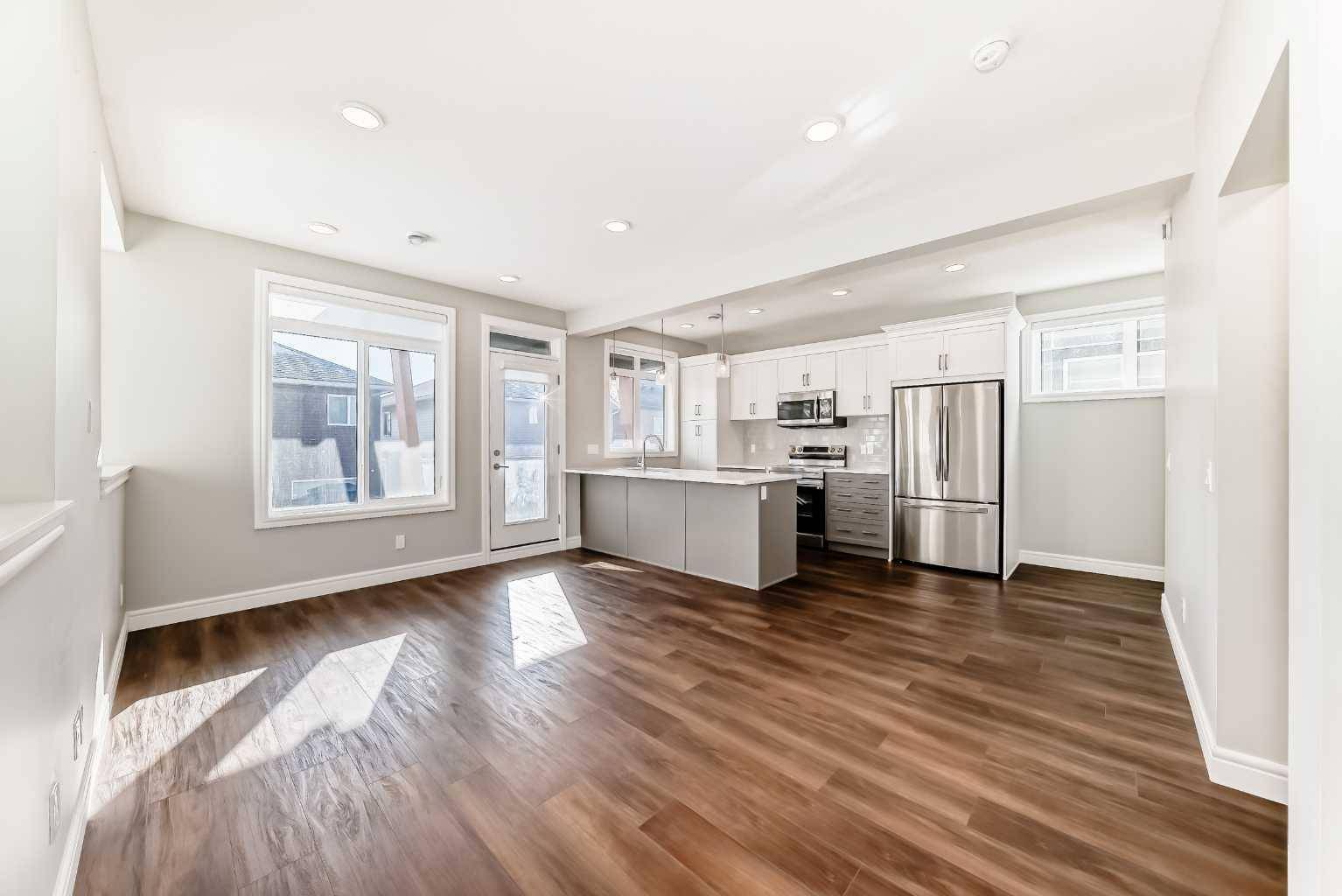 Calgary, AB T3J2H8,10060 46 ST NE #411