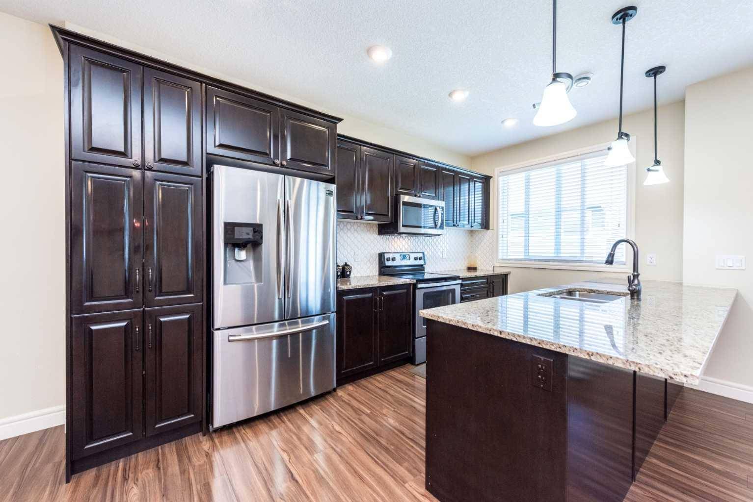 Calgary, AB T3J 0Y4,120 SAVANNA WALK NE