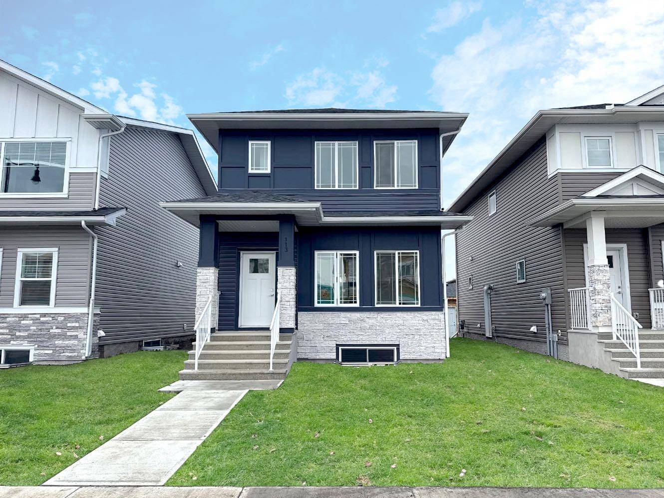 113 Dawson Wharf VW SE, Chestermere, AB T1X2W1