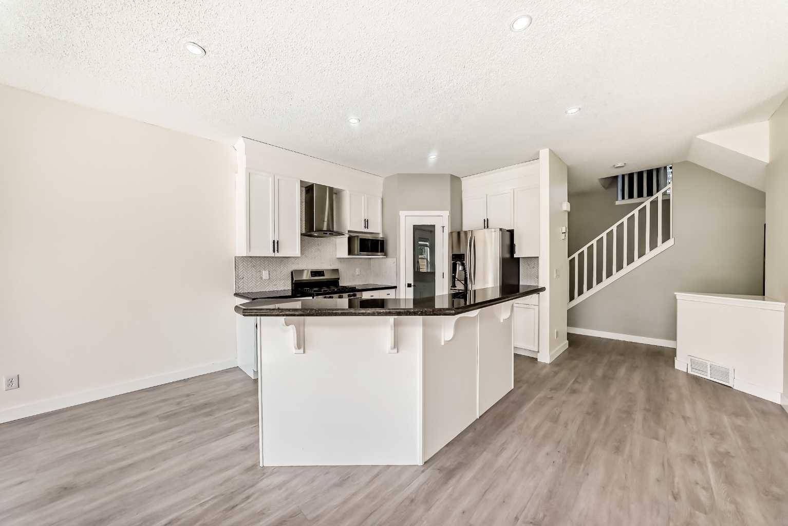 Calgary, AB T2Z 0G9,301 Brightonstone GN SE