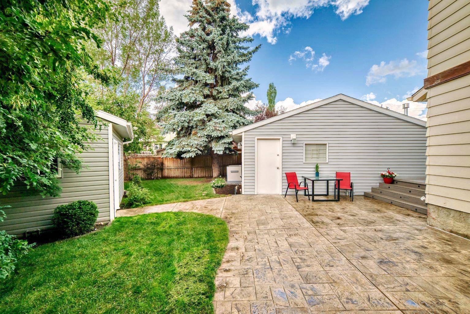 Calgary, AB T2B 2R7,224 Erin Dale PL Southeast