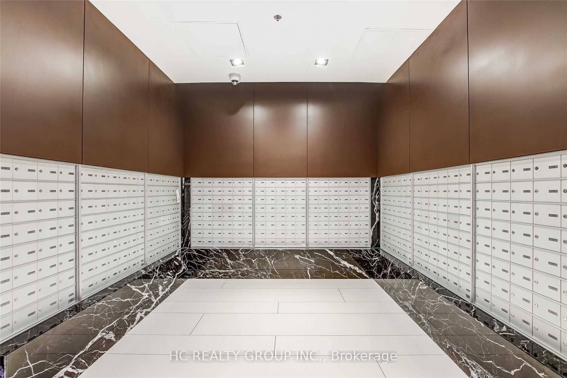 Toronto C01, ON M5V 0H5,30 Nelson ST #3802