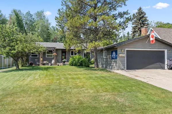 68 Baxter CRES, Whitecourt, AB T7S 1E6