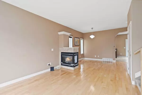 Fort Mcmurray, AB T9K 0L9,201 Grouse WAY